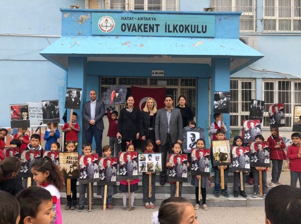 10 Kasım Ulu Önder Mustafa Kemal Atatürk´ün 80. Ölüm Yıl Dönümü Törenle Anıldı